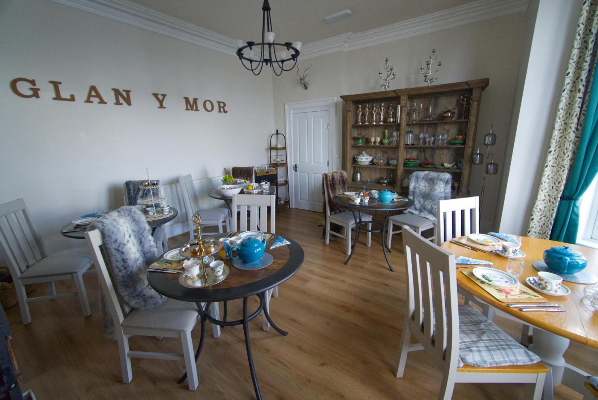 Glan Y Mor Hotel (Adults Only) Llandudno Ngoại thất bức ảnh